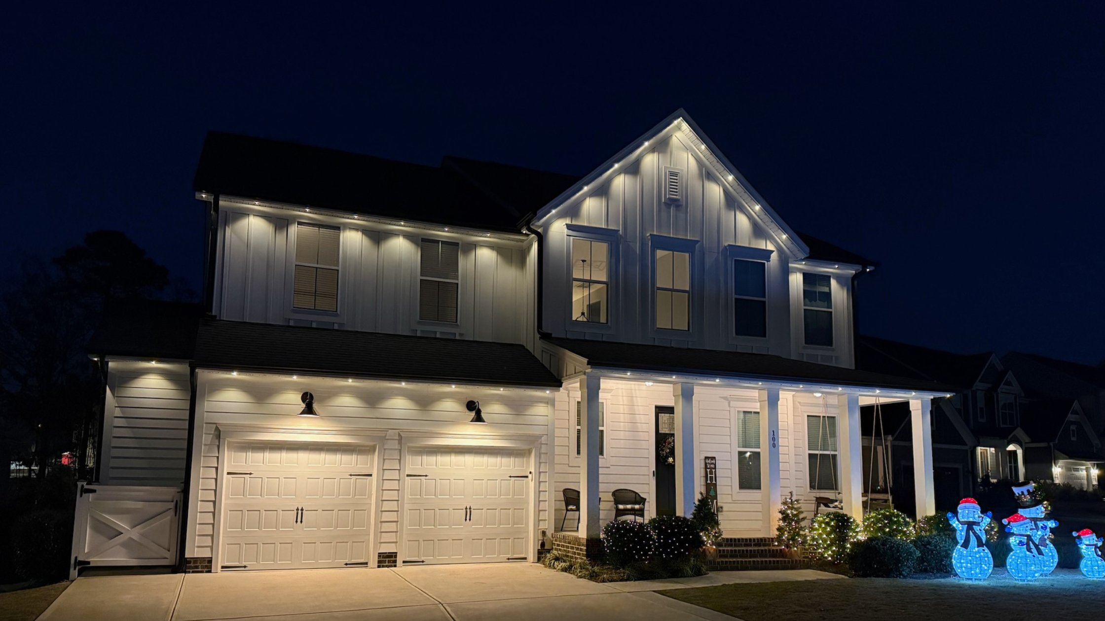 Best Times of Year to Install Permanent Lighting header