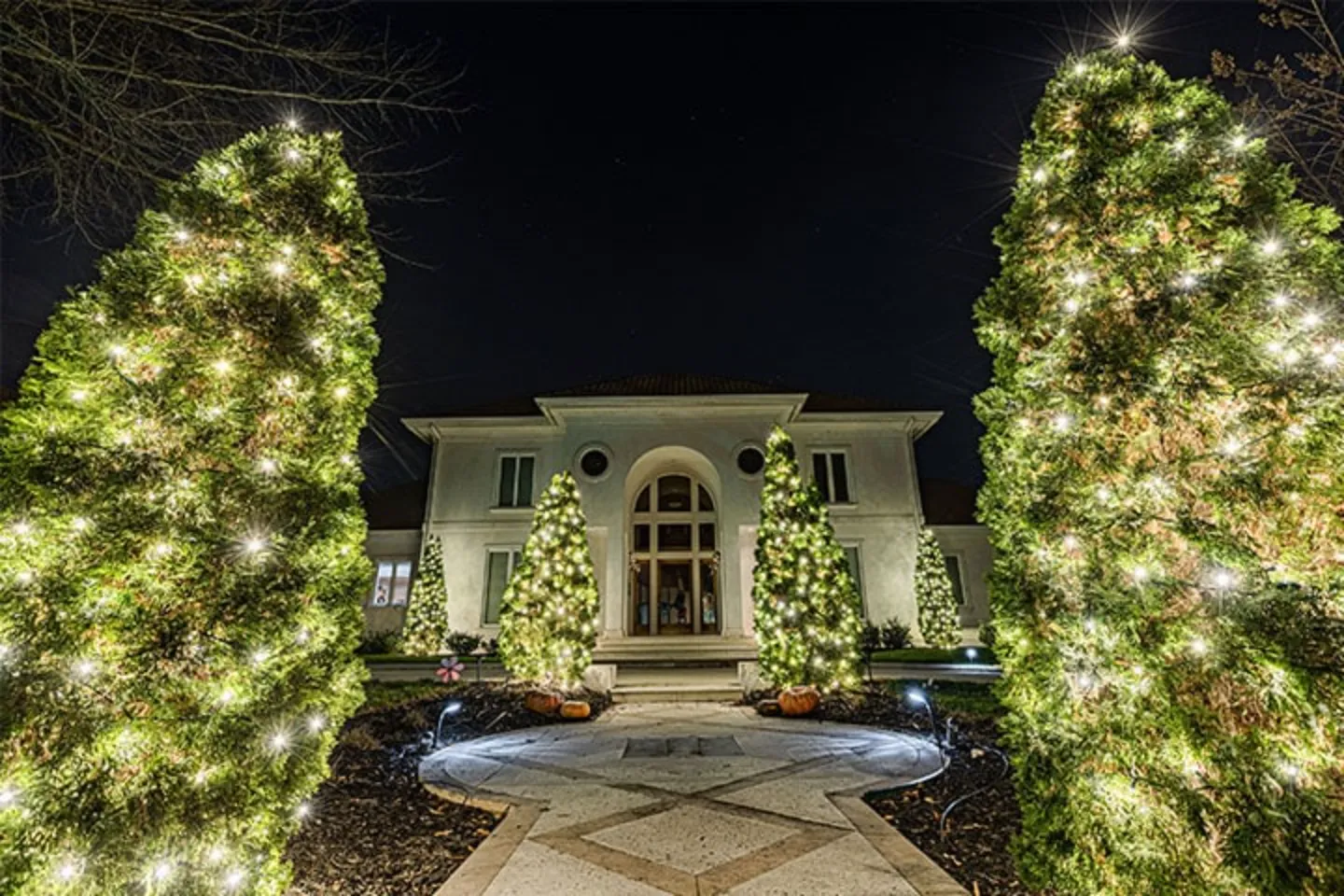 Permanent Holiday Lighting for Ponte Vedra Beach Homeowners