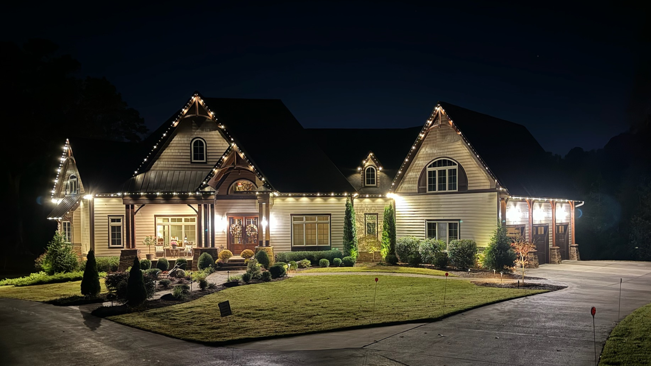 Permanent track lighting